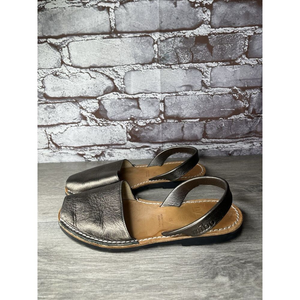 Mibo Avarca Pewter Metallic Leather Peep Toe Sandals Women Sz 37EU/6.5M US
